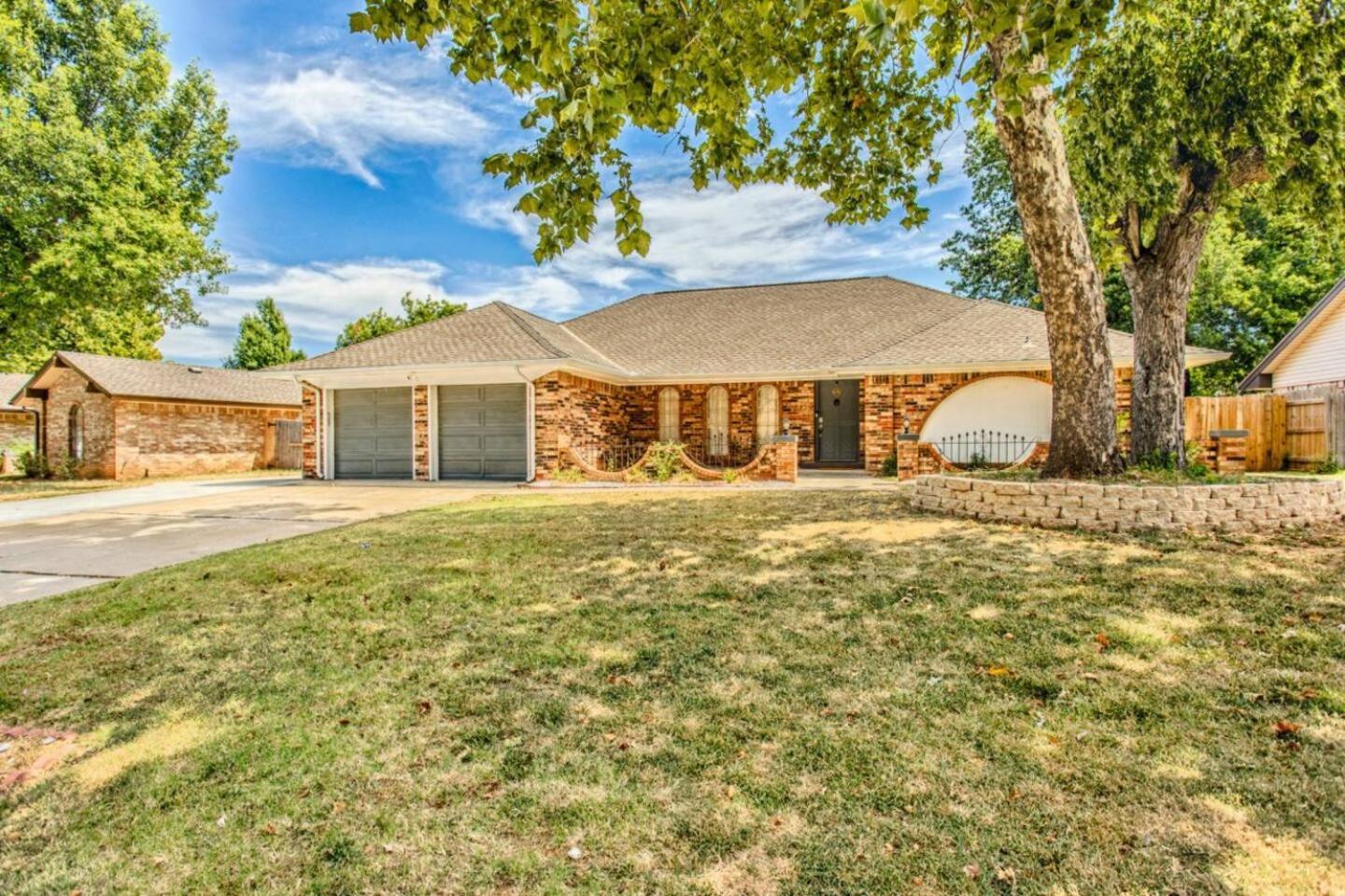 New Hummingbird Haven - Nw Okc, Billiards, Firepit Villa Oklahoma Dış mekan fotoğraf