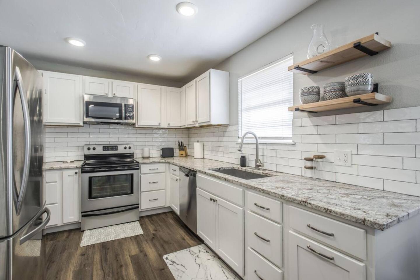 New Hummingbird Haven - Nw Okc, Billiards, Firepit Villa Oklahoma Dış mekan fotoğraf